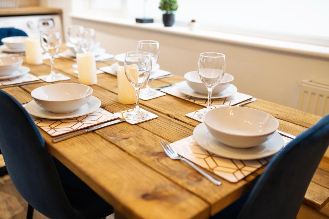 7 Bedroom House Ensuite Rooms, Fully Equipped Kitchen, Free Wifi, Tvs In All Rooms City Centre Close To A46 Inspire Homes Coventry Buitenkant foto